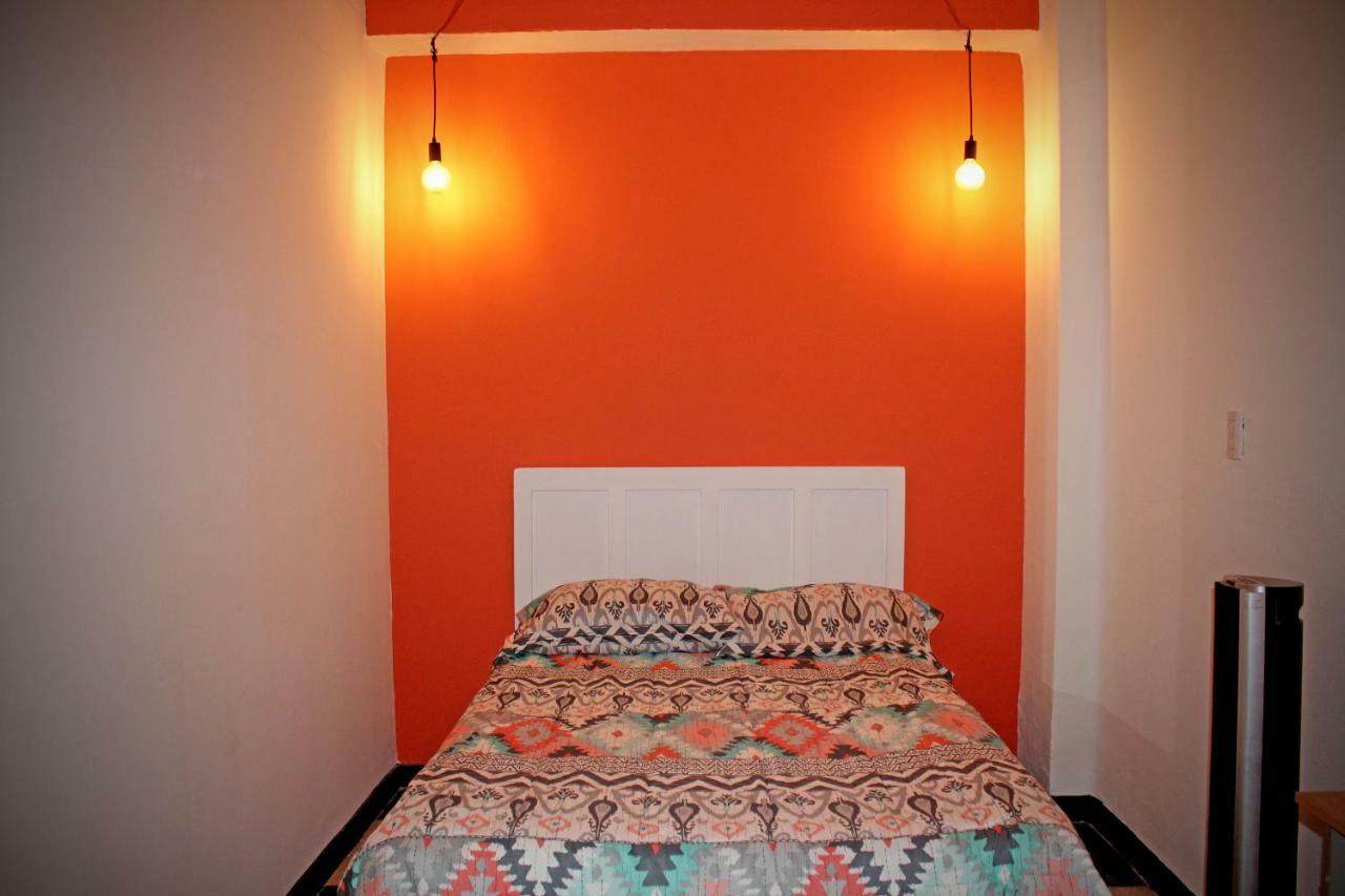 Hostal Americana Guadalajara Exterior photo
