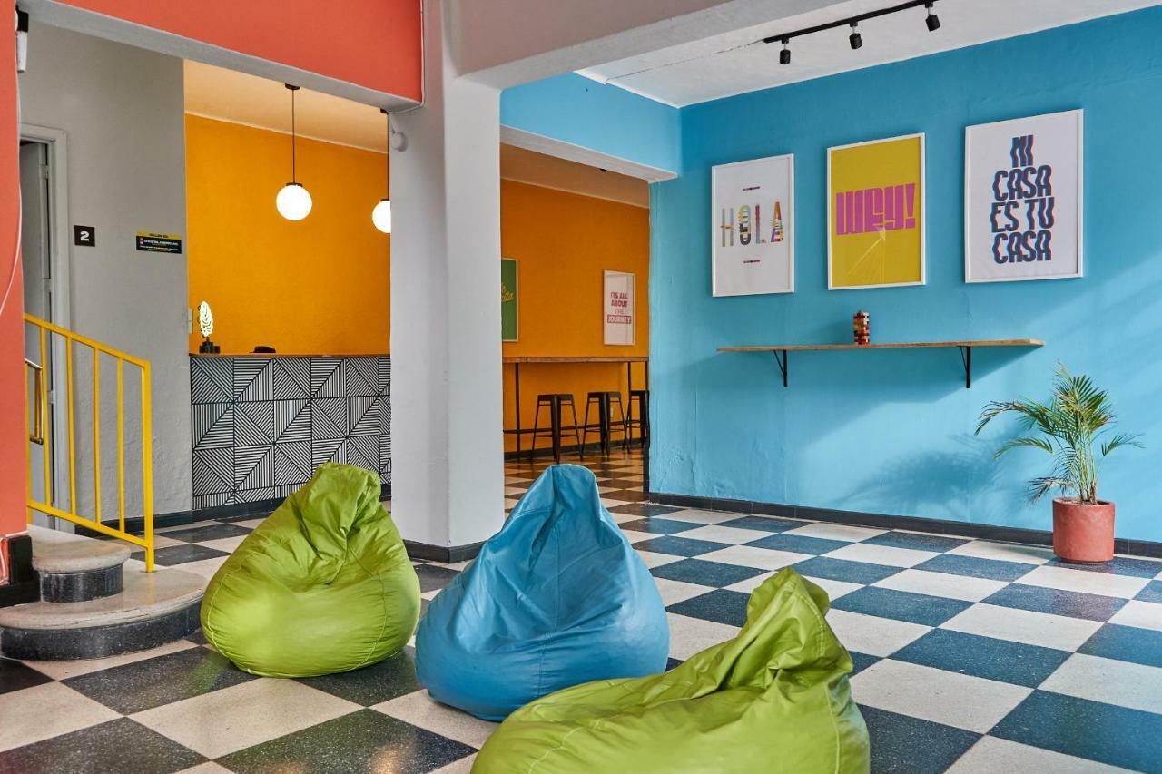 Hostal Americana Guadalajara Exterior photo